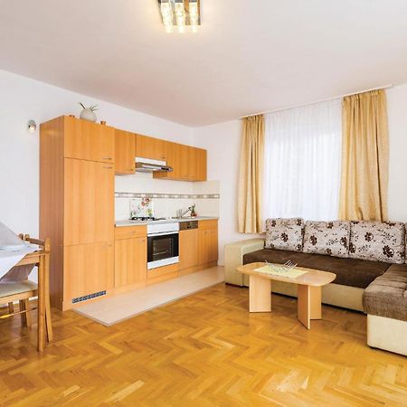 Stunning Apartment In Mošćenička Draga Εξωτερικό φωτογραφία