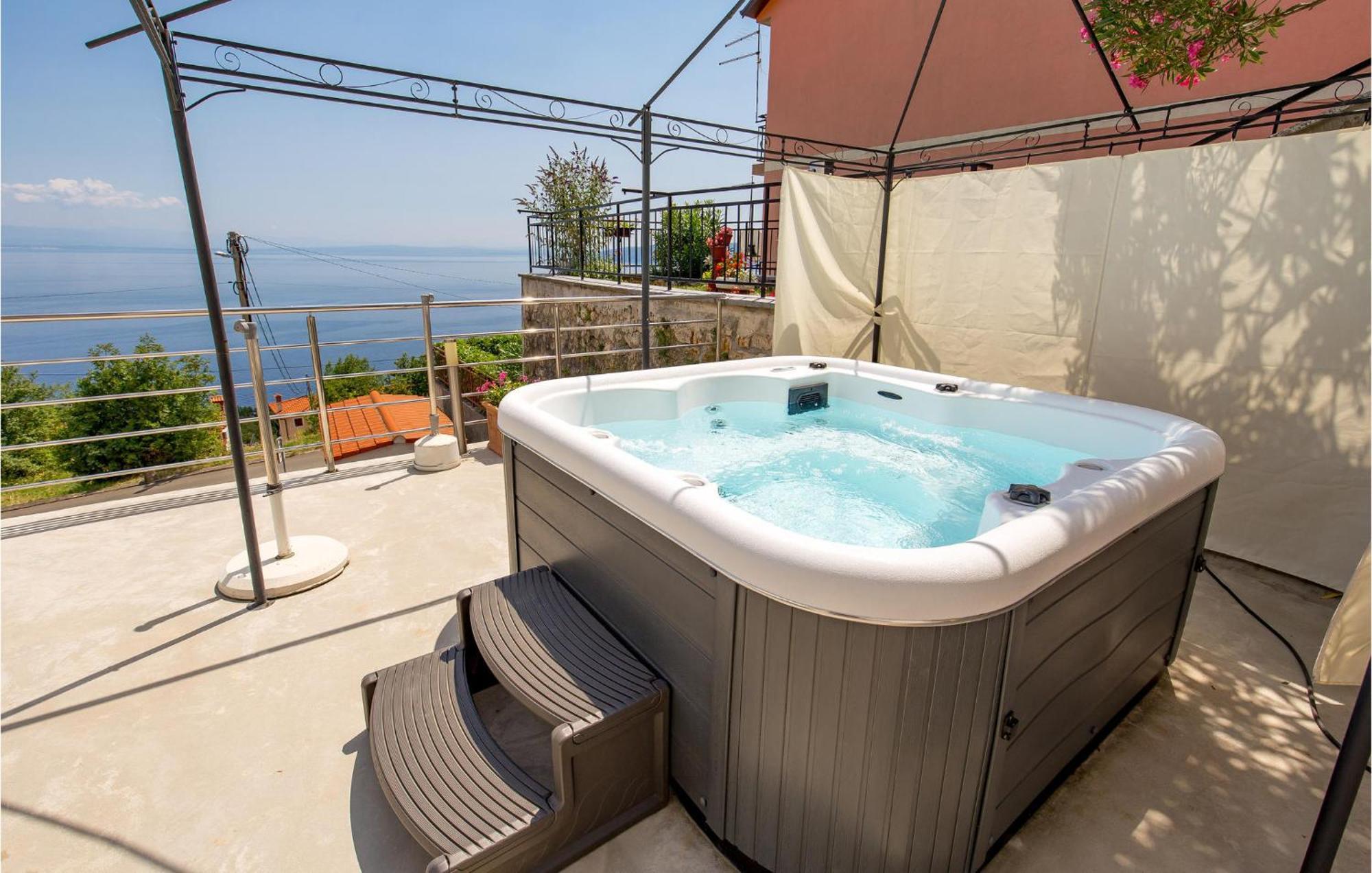 Stunning Apartment In Mošćenička Draga Εξωτερικό φωτογραφία